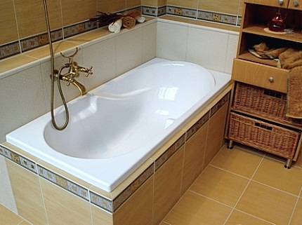 Pros and cons of an acrylic bathtub: which acrylic bathtub is better?